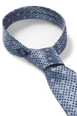 Corbata de seda con monogramas Double B en jacquard