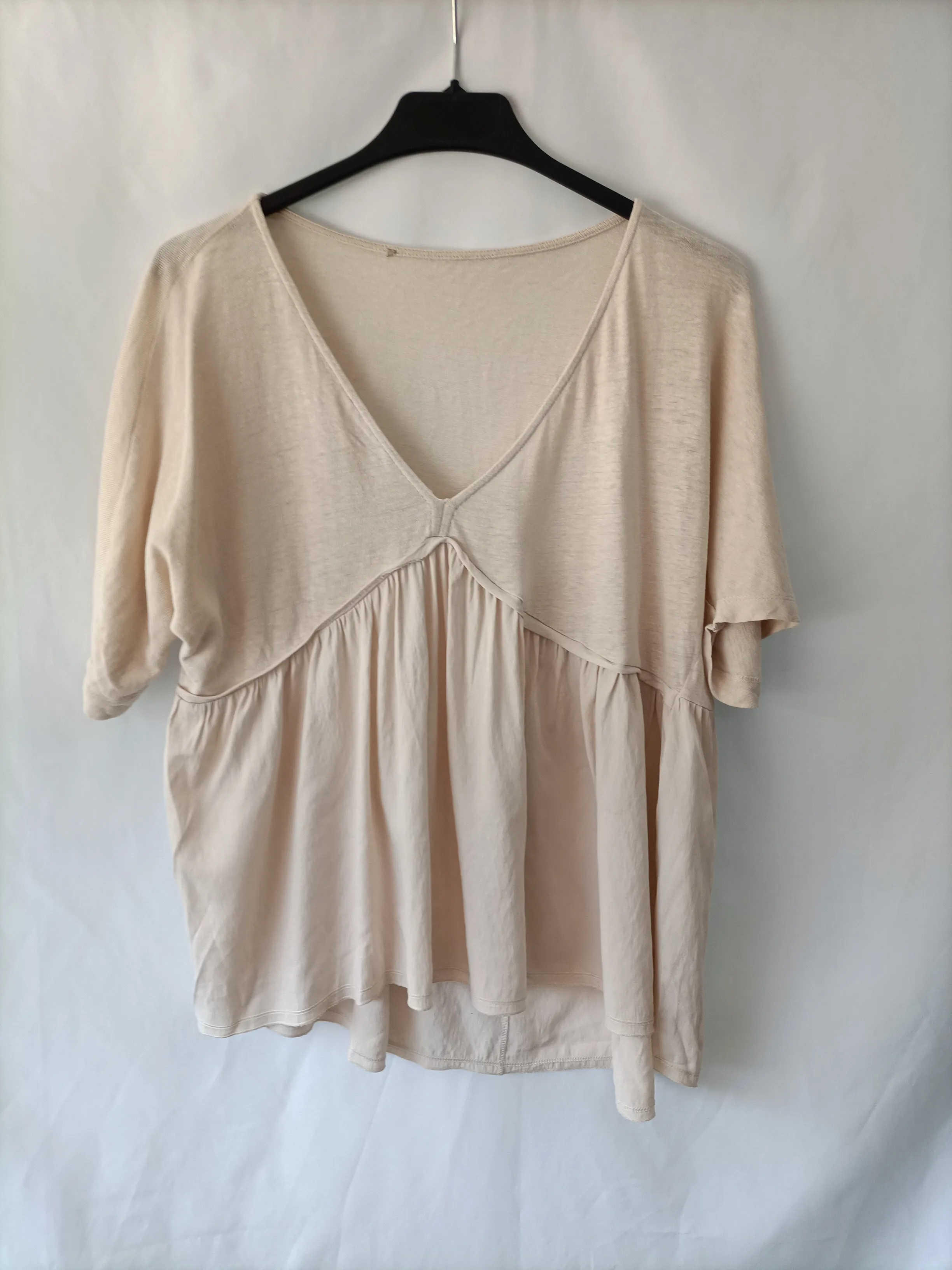 OTRAS. Top beige texturas T.u(s)