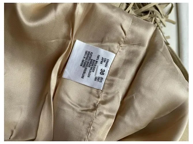 traje deportivo escada Beige 